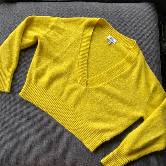 & Other Stories Alpaca Wool Blend Sweater - Picture 2 of 5